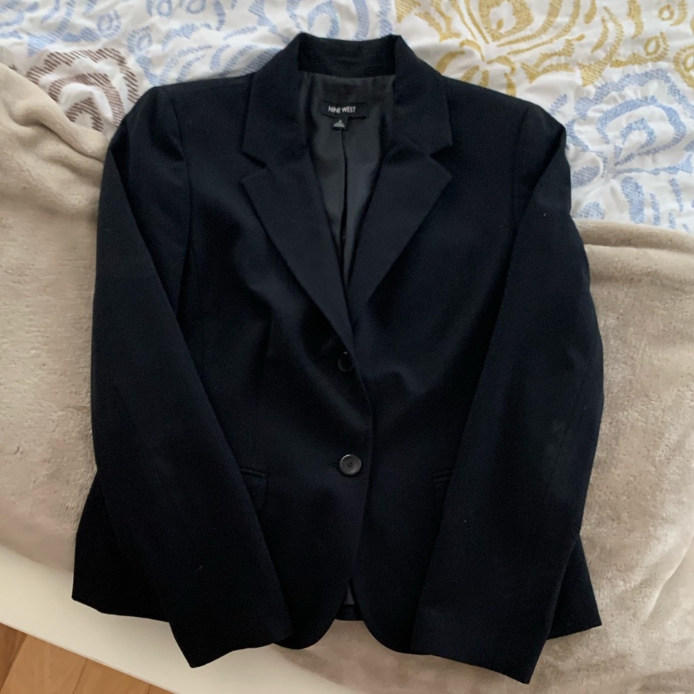 Nine West Size 10 lightly used black blazer